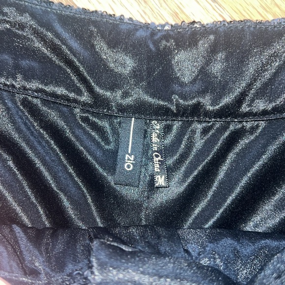 Zio Sequin Shorts Black, Size Medium - Picture 2 of 8